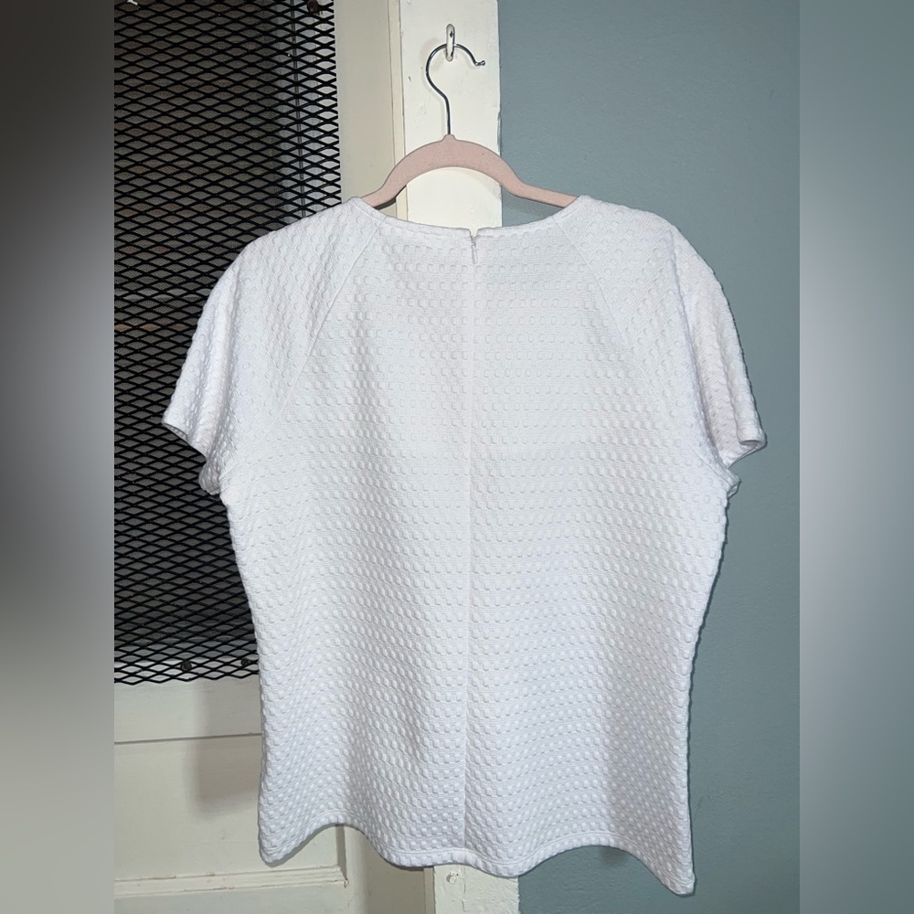 Michael Kors White Textured Short Sleeve Top - Picture 2 of 4